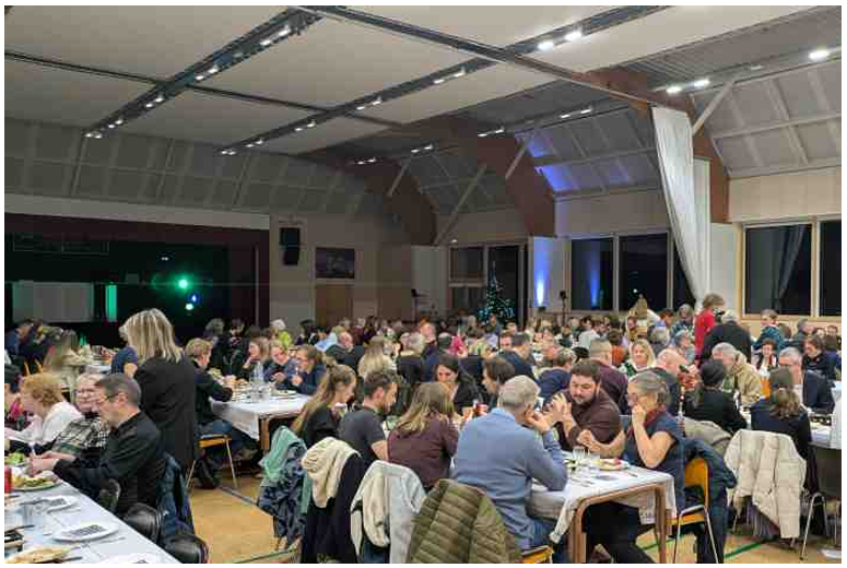Soirée raclette party : 200 convives ont fait chauffer les poêlons !